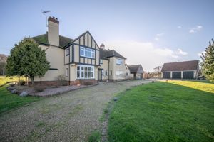 GUTTERIDGE HALL LANE- click for photo gallery